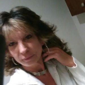 Veronica's Designer Labels~All 75% Off Sale Price